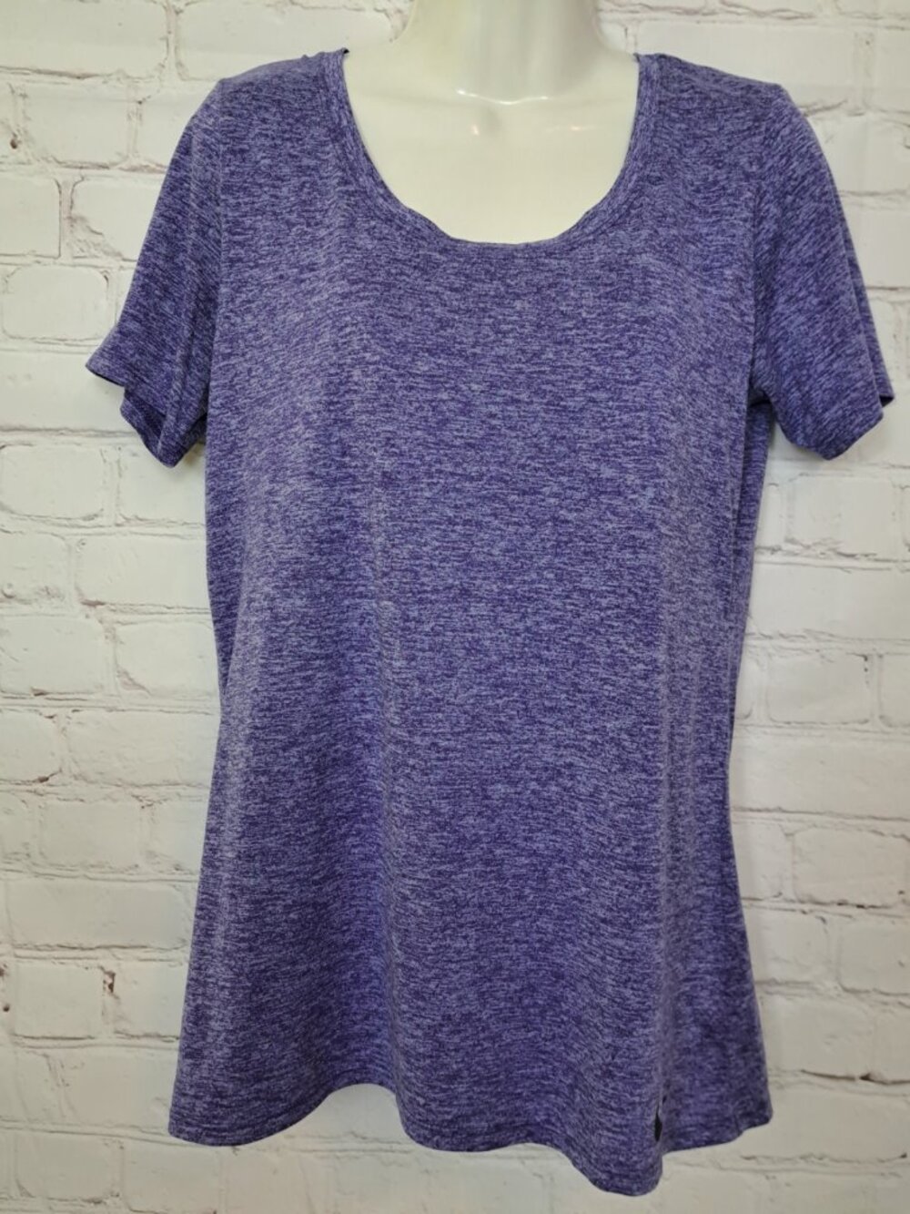 Nike Dri- Fit  Scoop Neck T-Shirt Size Small